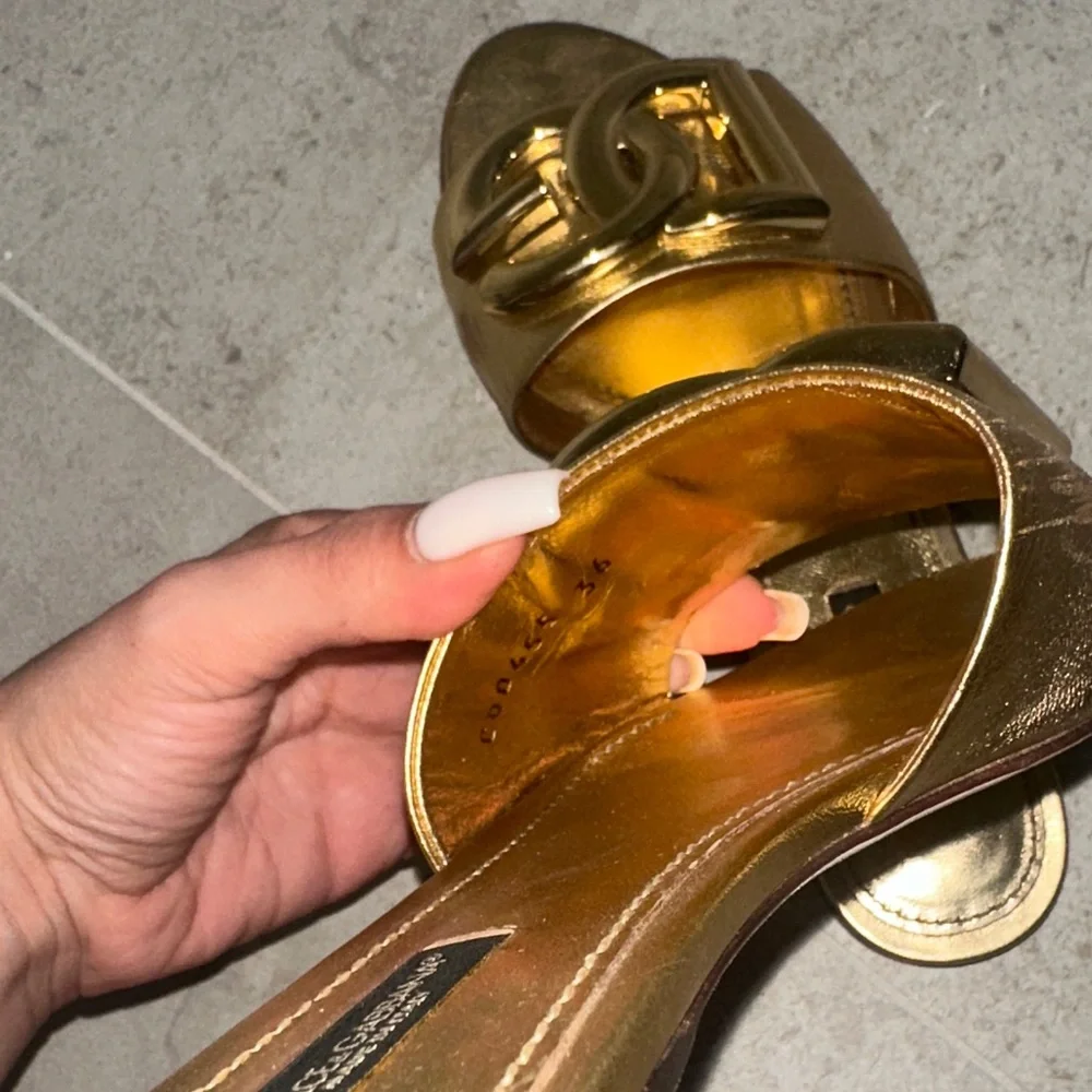 Dolce & Gabbana Metallic Gold Slide Sandals - Picture 9 of 13